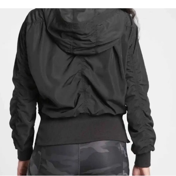Athleta Point Reyes Bomber Black Studded Hidden Hood large - Picture 3 of 9